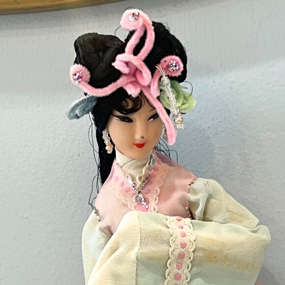 Vintage Oriental Chinese Court Lady Doll Geisha 11" Long Sleeves Souvenir - Picture 2 of 13
